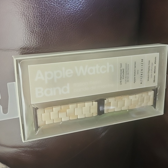 Apple Watch Band Press Play - Picture 1 of 5